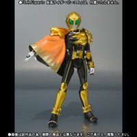 S.H.Figuarts ���ʃ��C�_�[�r�[�X�g �}���g�Z�b�g